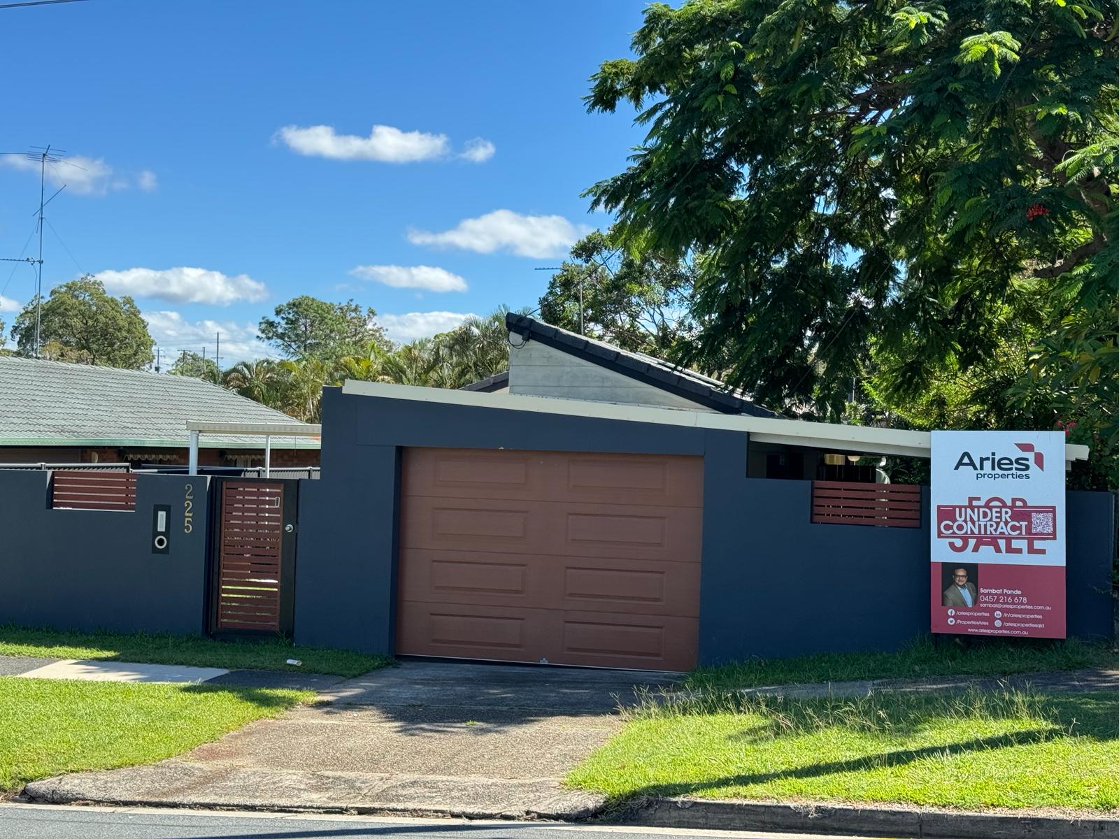 227 Cotlew Street, Ashmore QLD 4207