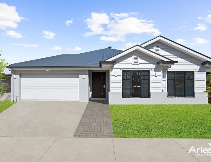 124 Grampian Cicuit, Yarrabilba QLD 4207