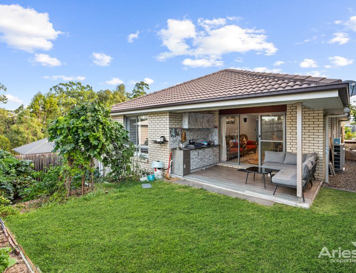 Hopman Way, Springfield Lakes QLD 4300