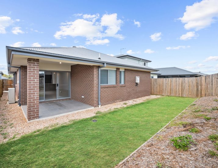 54 Tulloch Street, Logan Reserver QLD 4133