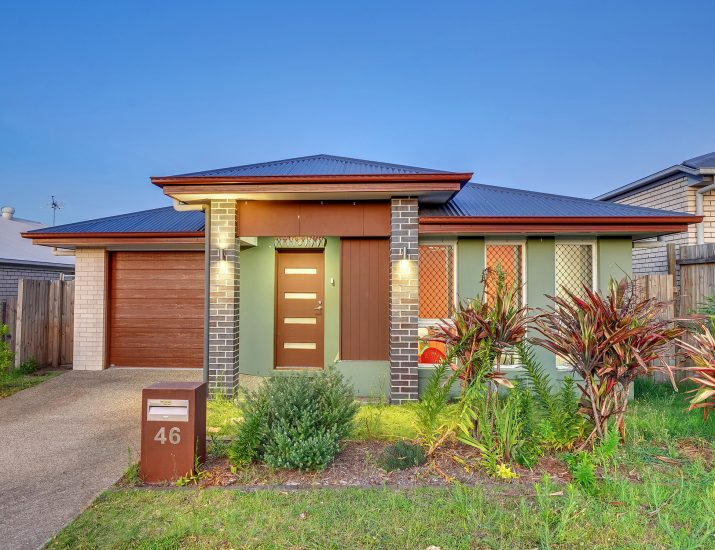 46 Santiago Crescent, Spring Mountain QLD 4300