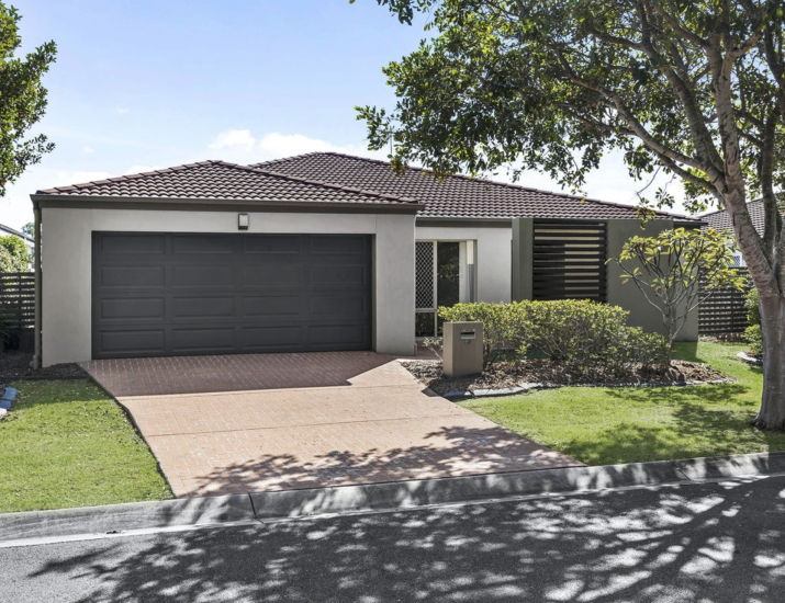 25 Waterlily Circuit, Carseldine QLD 4034